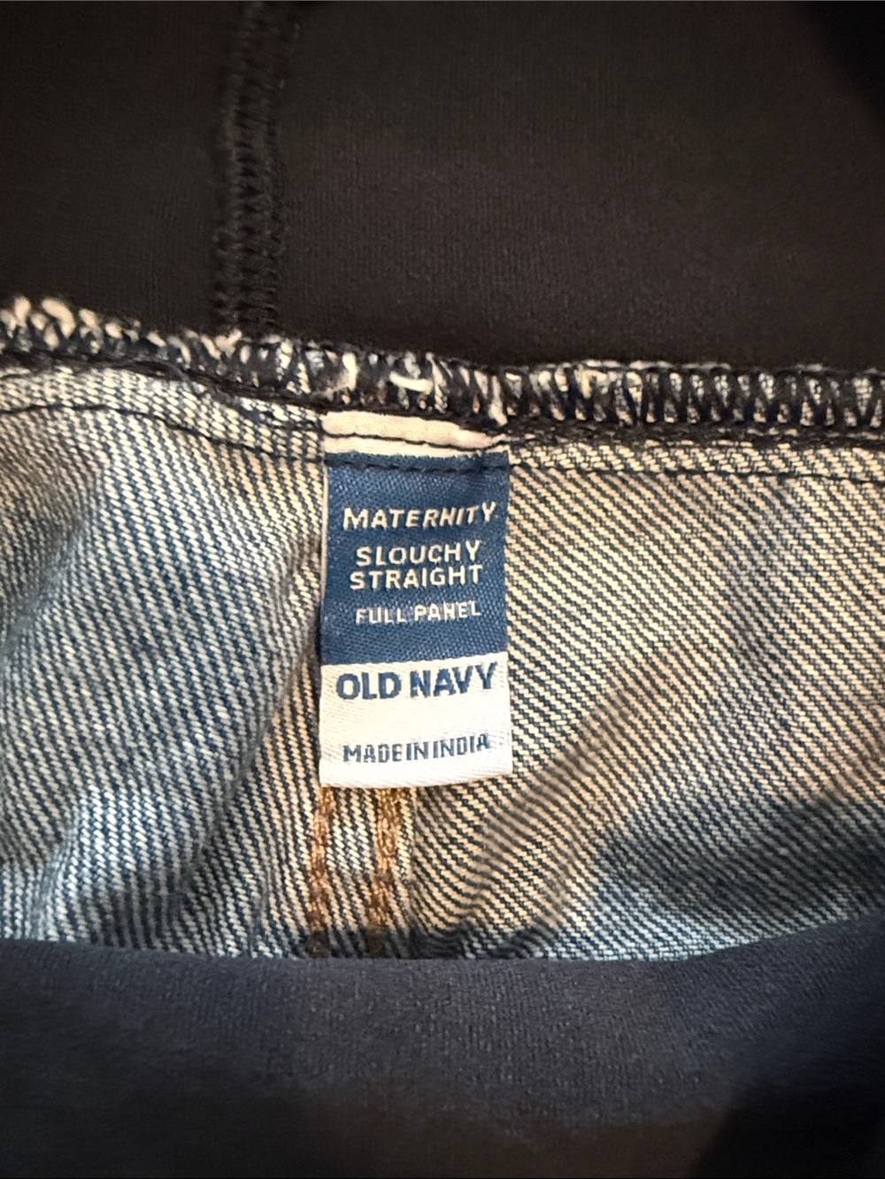 Old Navy Maternity Distressed Denim Shorts Full Panel Slouchy Straight Size 6 - Picture 2 of 3
